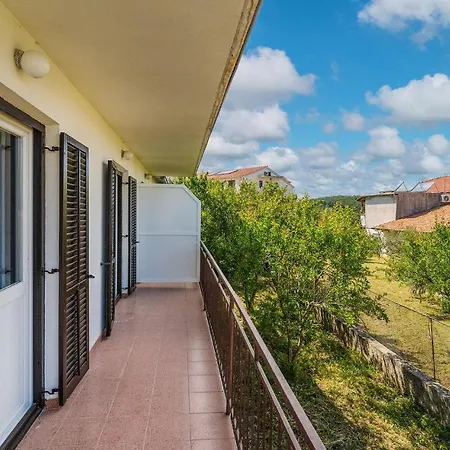2 Bedroom Cozy In Jelsa Apartment Jelsa (Hvar)